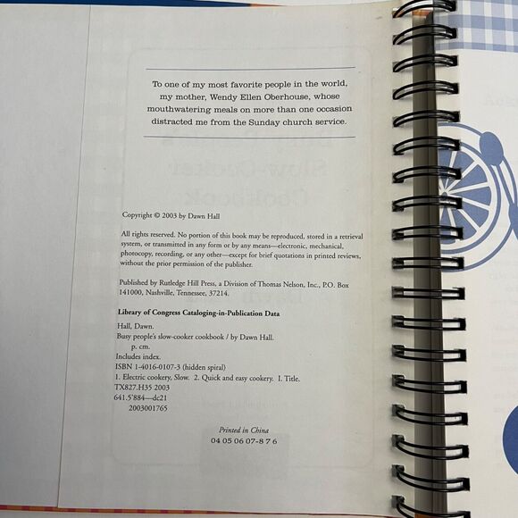 Cookbook Busy People's Slow Cooker Cookbook Hardcover Spiral Bound - Picture 3 of 13
